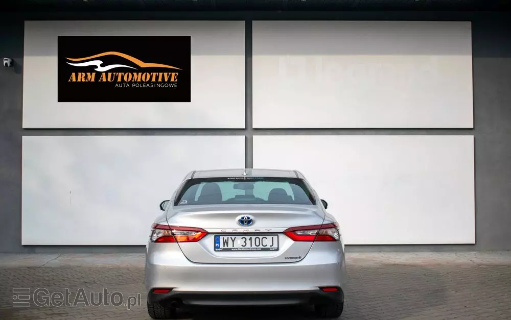 TOYOTA Camry 2.5 Hybrid Prestige CVT