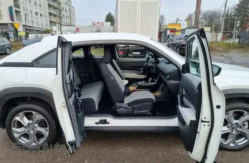 MAZDA MX-30 