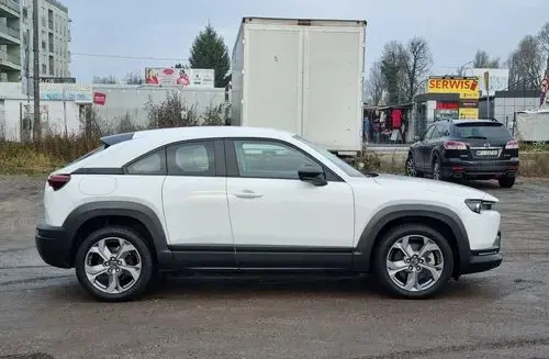 MAZDA MX-30 