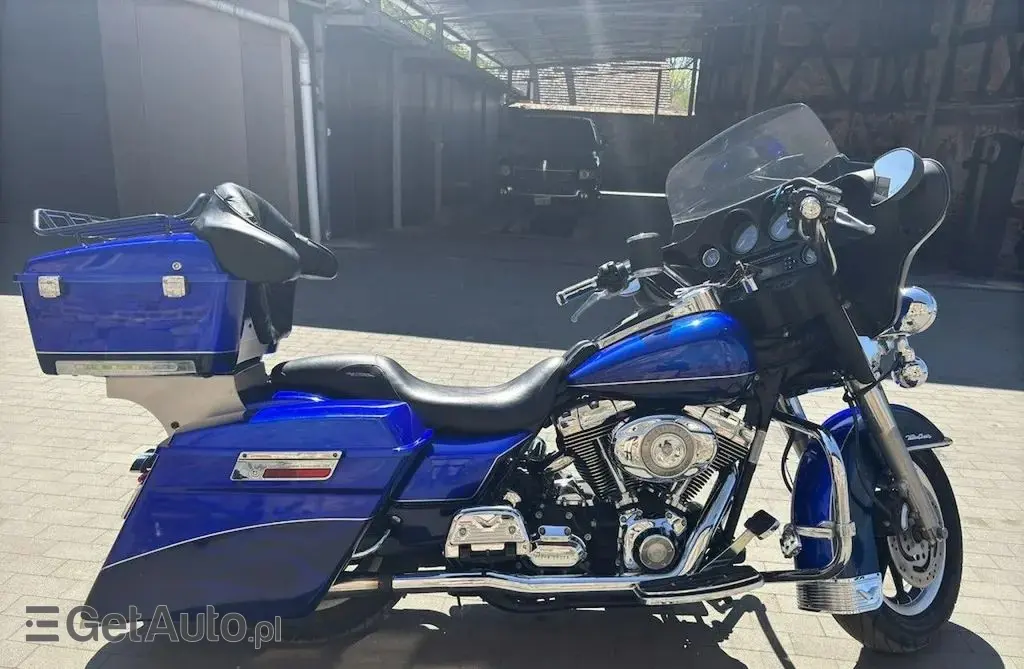 HARLEY-DAVIDSON Dyna 