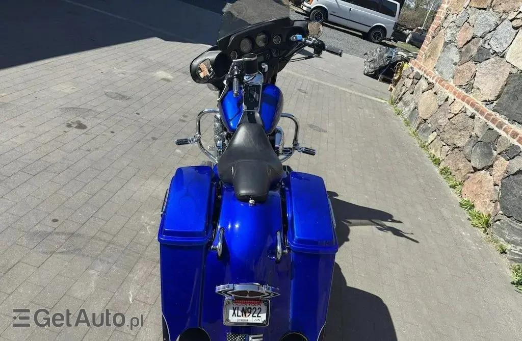 HARLEY-DAVIDSON Dyna 