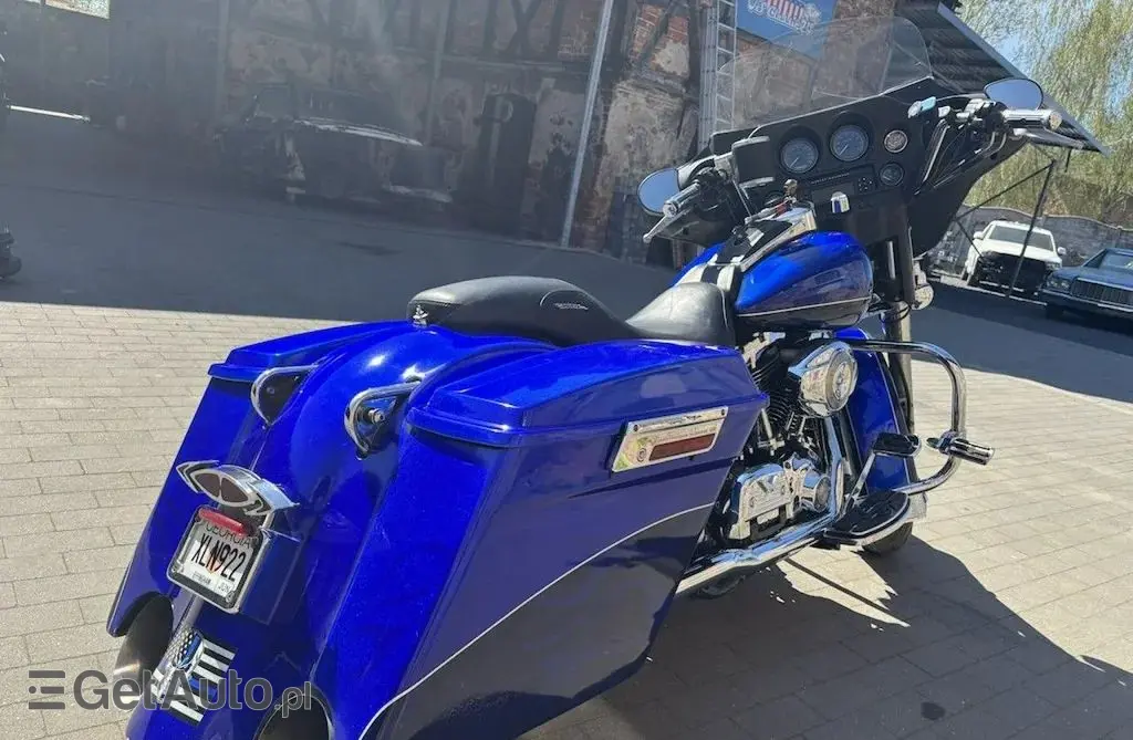 HARLEY-DAVIDSON Dyna 