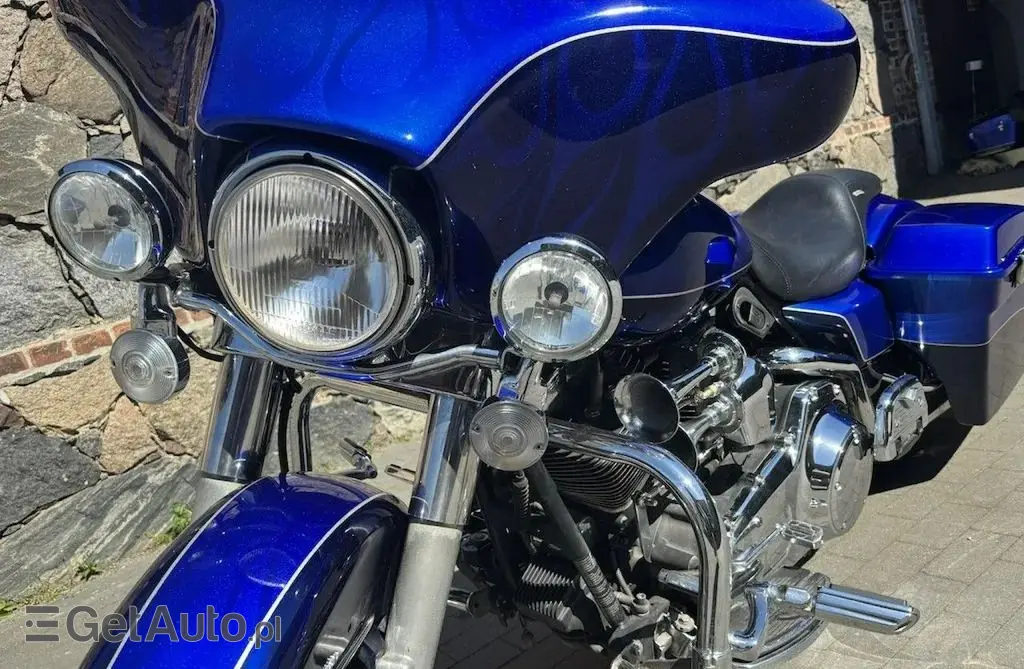 HARLEY-DAVIDSON Dyna 