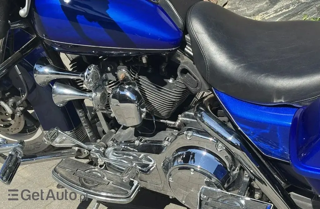 HARLEY-DAVIDSON Dyna 