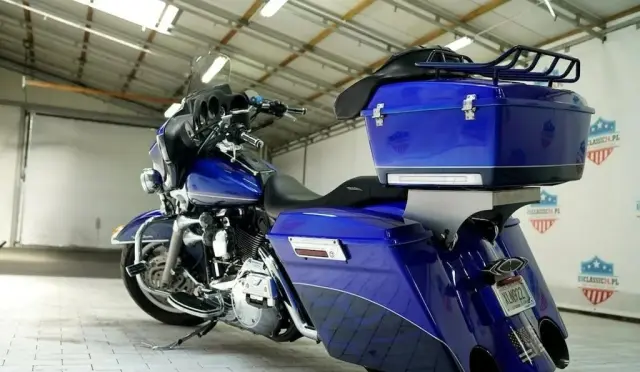 HARLEY-DAVIDSON Dyna 