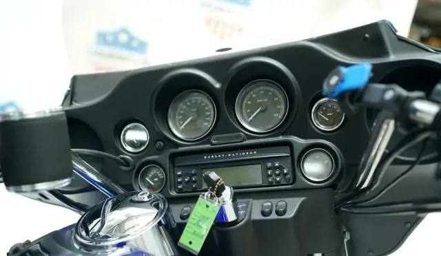 HARLEY-DAVIDSON Dyna 