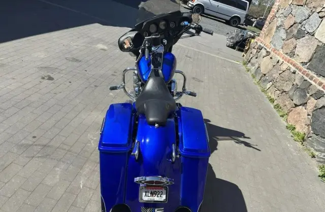 HARLEY-DAVIDSON Dyna 