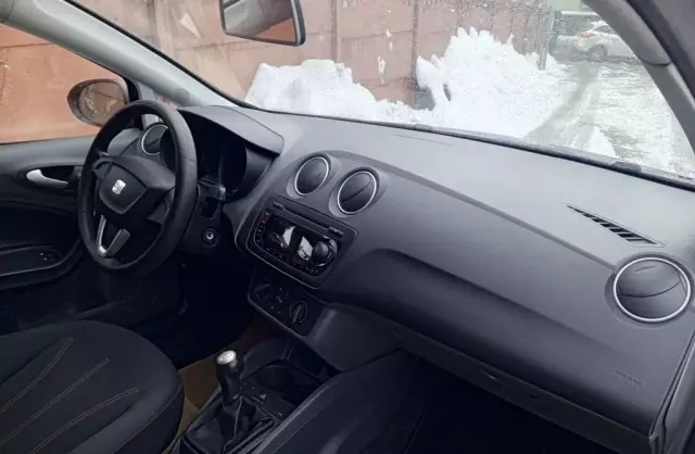 SEAT Ibiza 1.4 (85 KM)