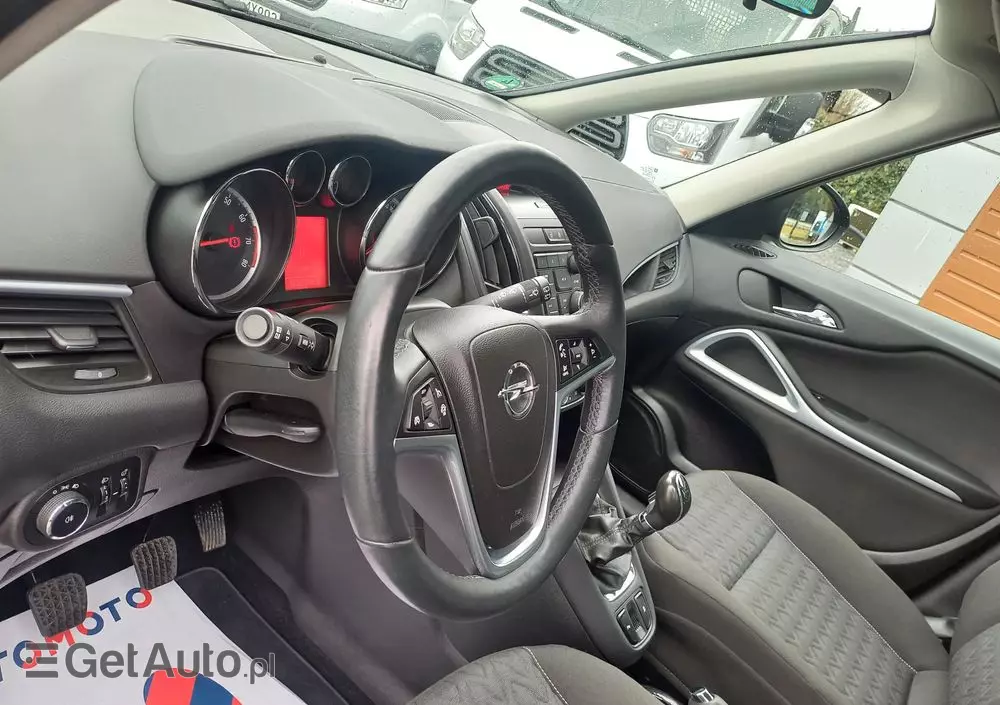 OPEL Zafira 