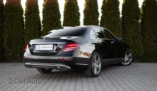 MERCEDES-BENZ Klasa E 