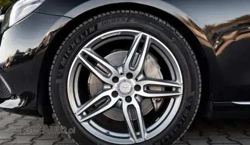 MERCEDES-BENZ Klasa E 