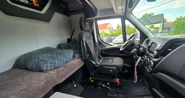 IVECO 50C21 NPS - autolaweta 