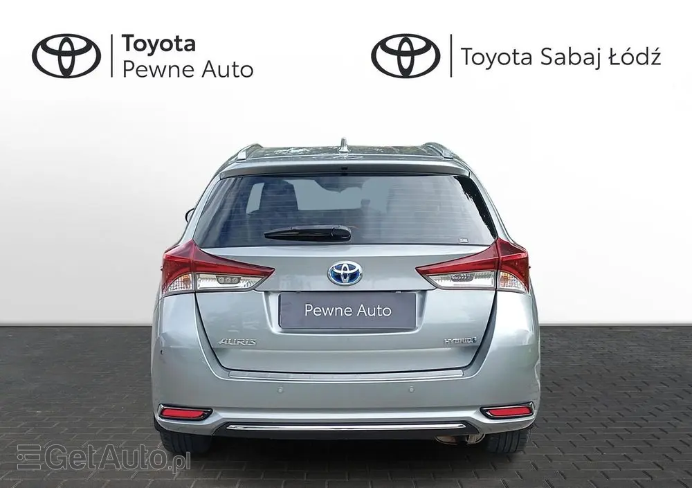 TOYOTA Auris Hybrid 135 Premium