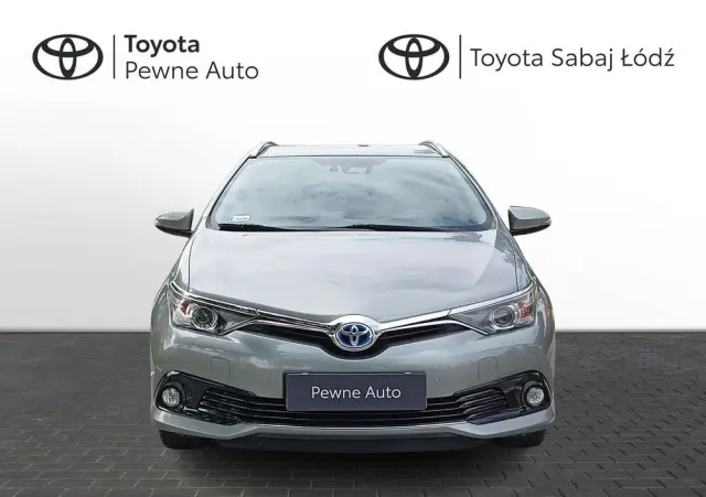 TOYOTA Auris Hybrid 135 Premium