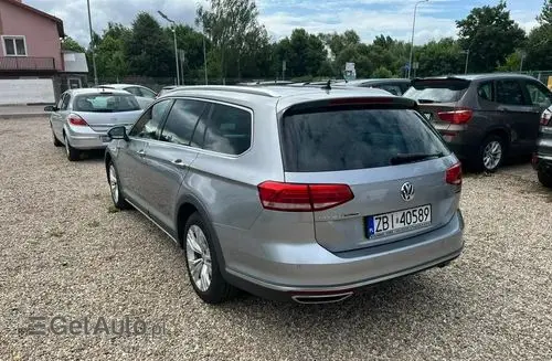 VOLKSWAGEN Passat Alltrack 