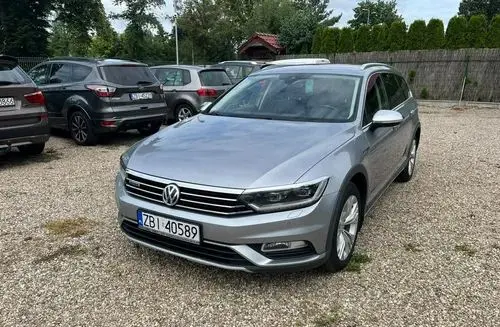 VOLKSWAGEN Passat Alltrack 