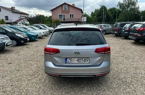 VOLKSWAGEN Passat Alltrack 