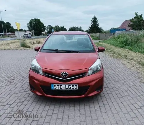 TOYOTA Yaris 