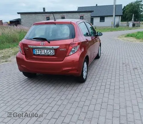 TOYOTA Yaris 