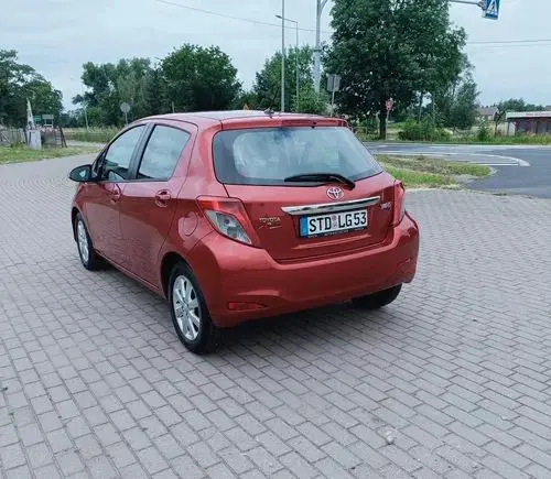 TOYOTA Yaris 