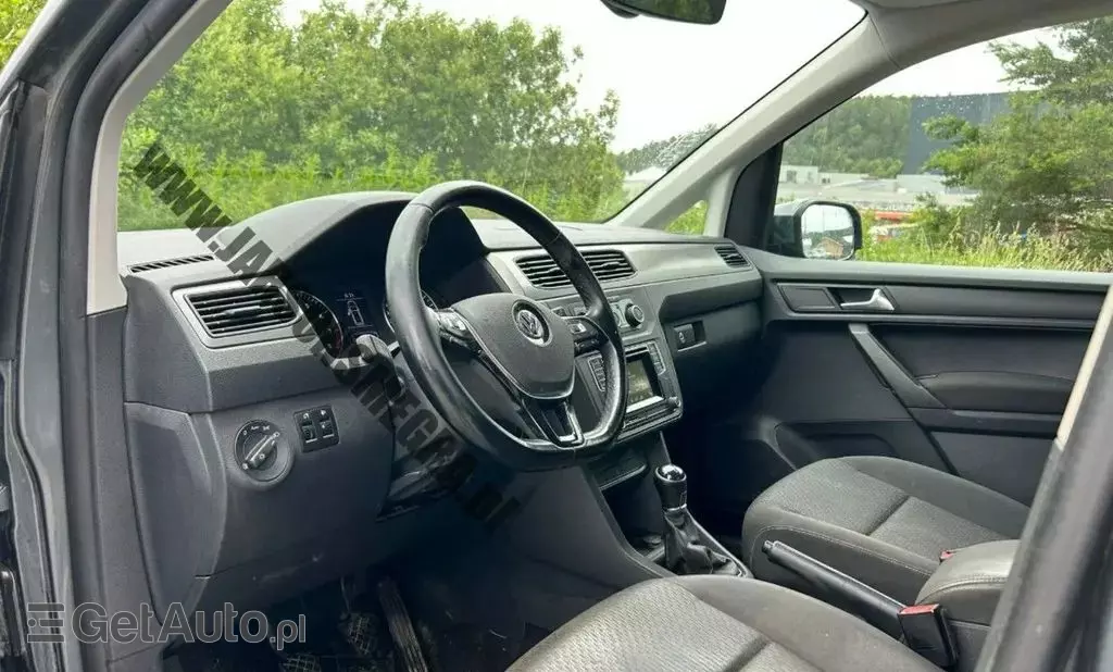 VOLKSWAGEN Caddy California 