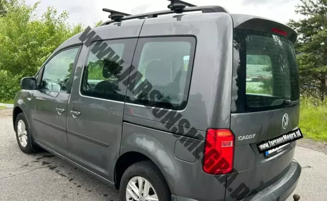 VOLKSWAGEN Caddy California 