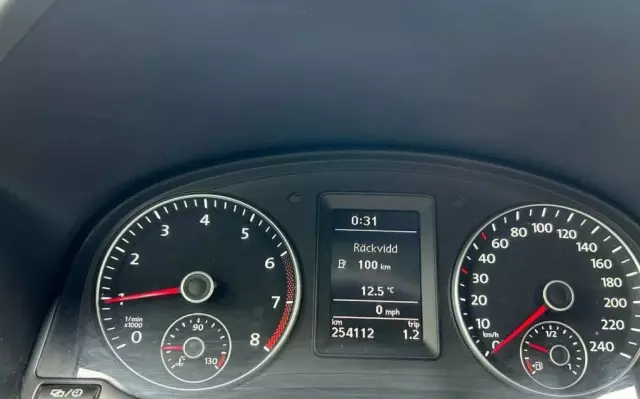 VOLKSWAGEN Caddy California 