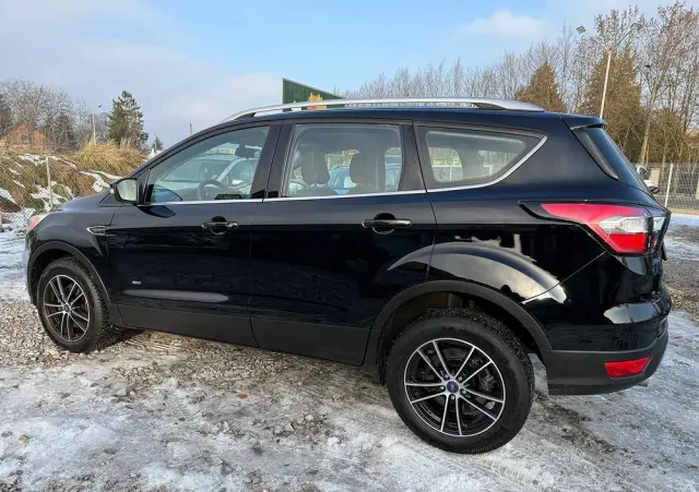 FORD Kuga 2.0 TDCi 4x4 Cool & Connect