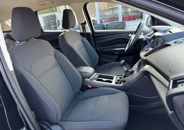 FORD Kuga 2.0 TDCi 4x4 Cool & Connect