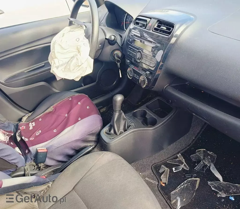 MITSUBISHI Space Star 1.0 (71 KM)