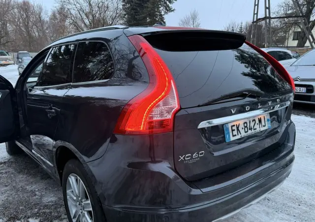 VOLVO XC 60 