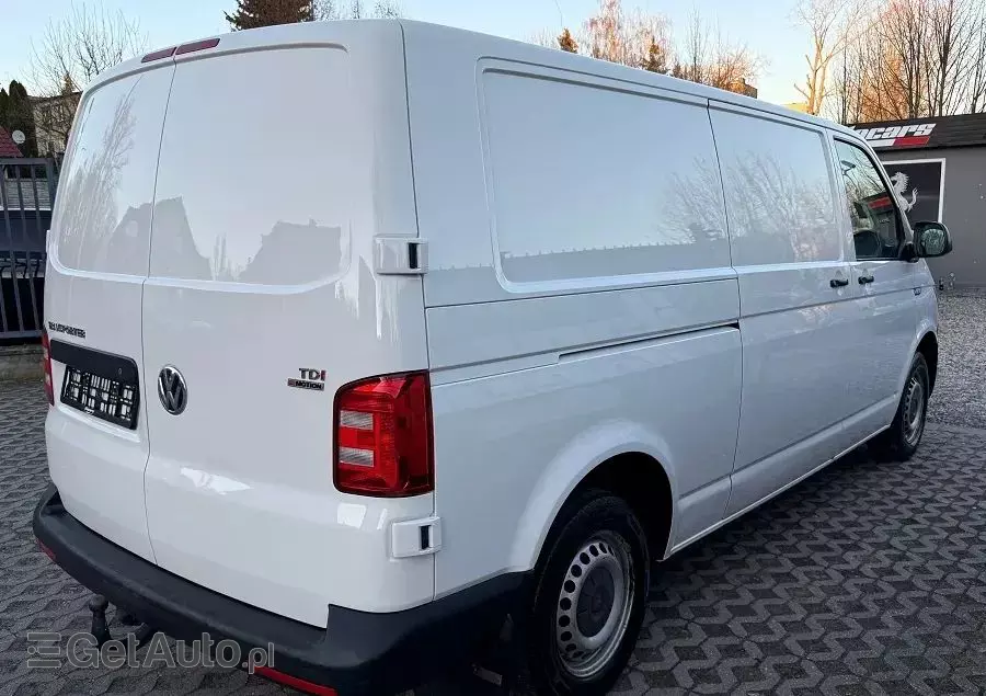 VOLKSWAGEN 2.0TDI 140ps 4MOTION Transporter T6 Długi Webasto SERWISOWANY Bezwypadek 2x przesuwne drzwi 
