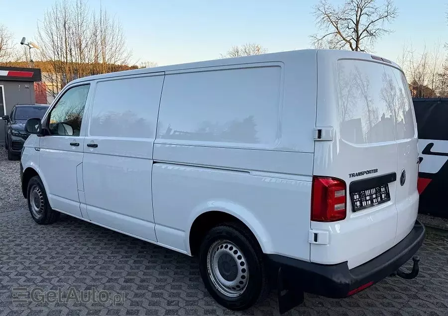 VOLKSWAGEN 2.0TDI 140ps 4MOTION Transporter T6 Długi Webasto SERWISOWANY Bezwypadek 2x przesuwne drzwi 