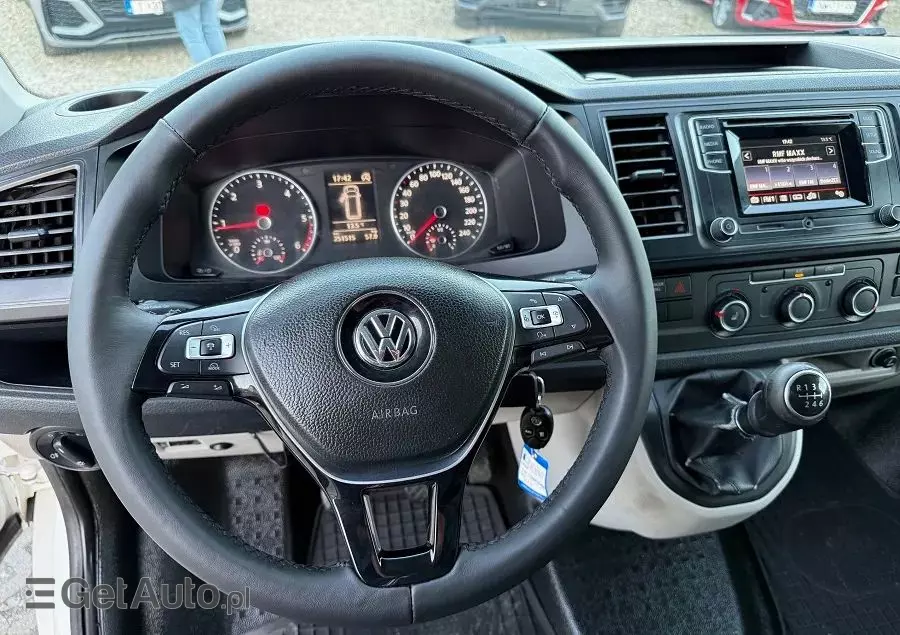 VOLKSWAGEN 2.0TDI 140ps 4MOTION Transporter T6 Długi Webasto SERWISOWANY Bezwypadek 2x przesuwne drzwi 