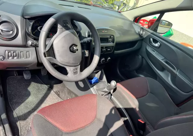 RENAULT Clio 1.2 16V 75 Life