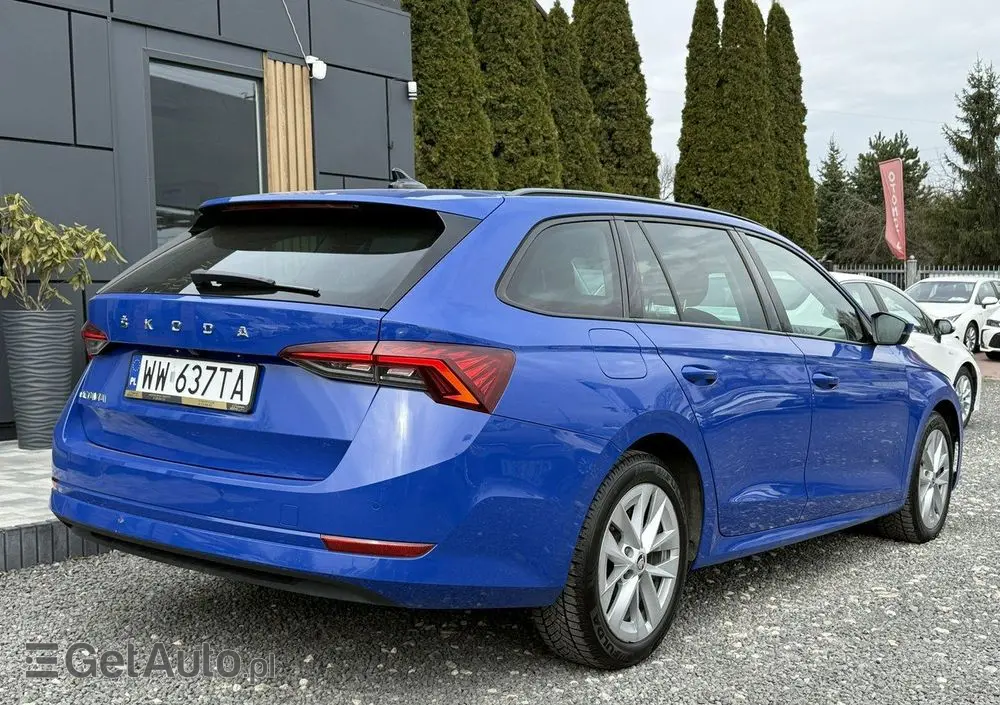 SKODA Octavia 