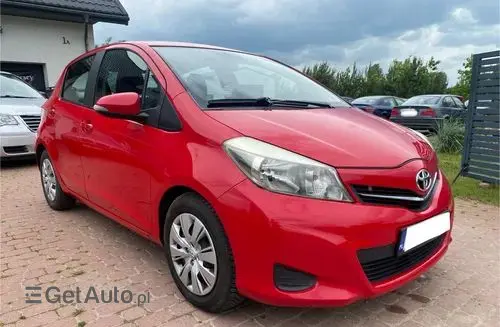 TOYOTA Yaris 