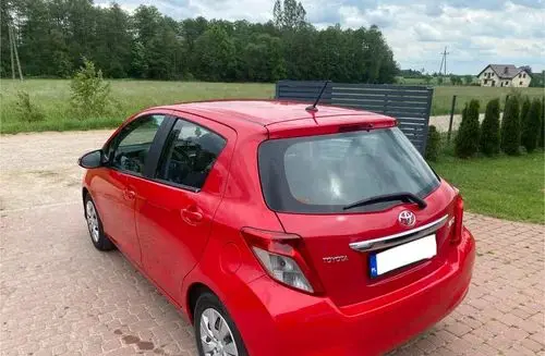 TOYOTA Yaris 