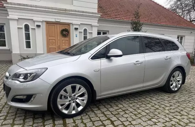 OPEL Astra 