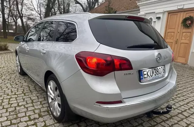 OPEL Astra 