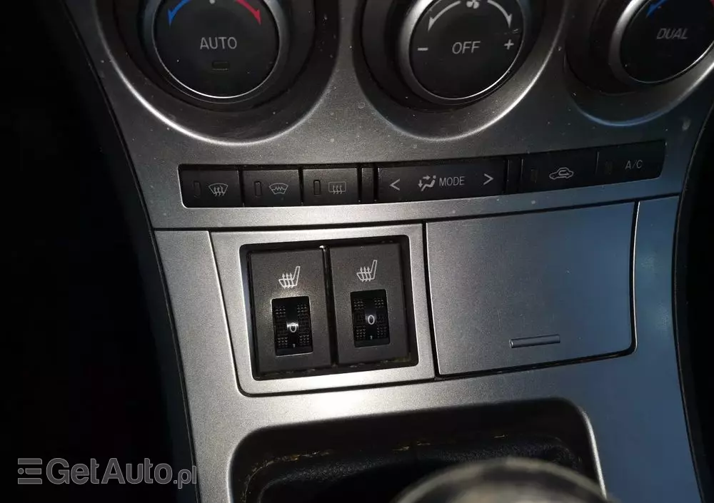 MAZDA 3 1.6 CD Exclusive +