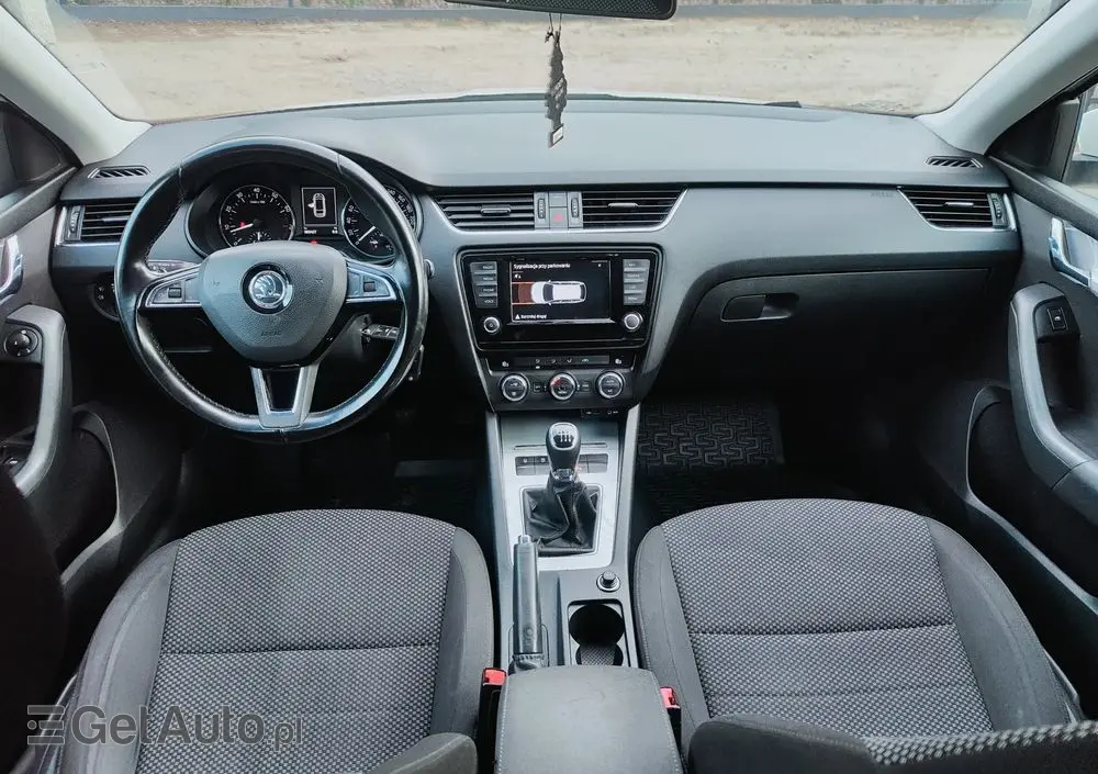 SKODA Octavia 1.2 TSI Ambition