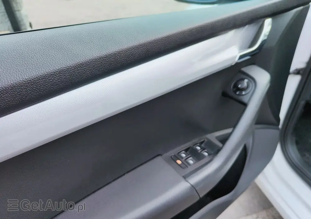 SKODA Octavia 1.2 TSI Ambition