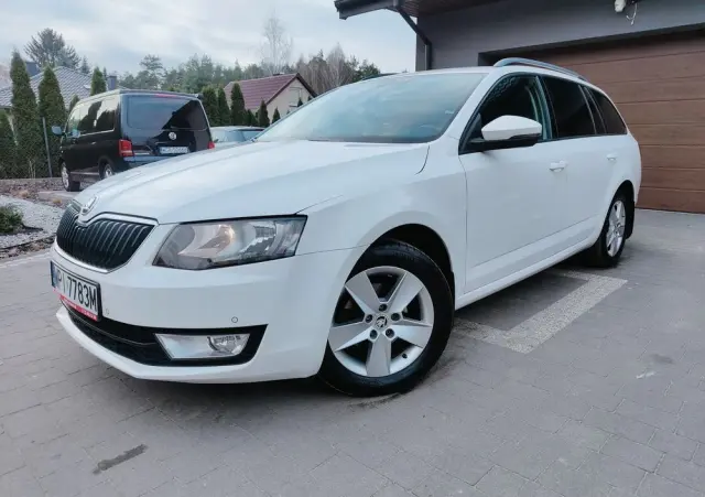 SKODA Octavia 1.2 TSI Ambition