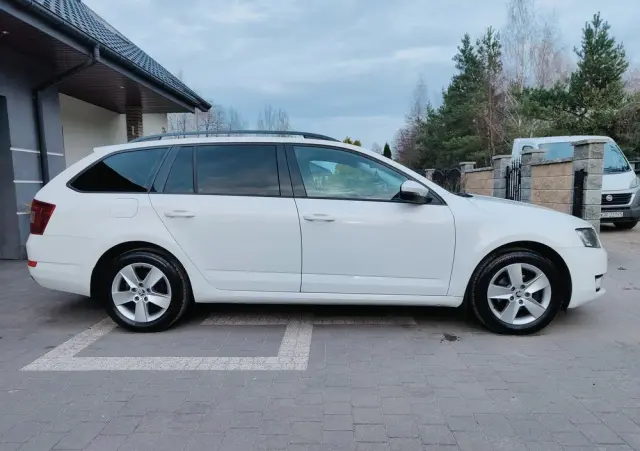 SKODA Octavia 1.2 TSI Ambition