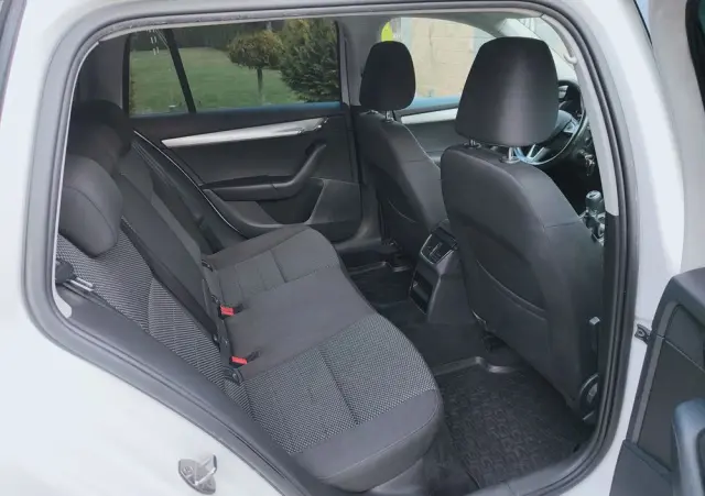 SKODA Octavia 1.2 TSI Ambition