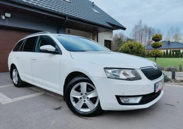 SKODA Octavia 1.2 TSI Ambition