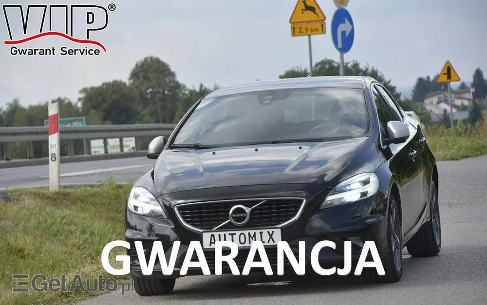 VOLVO V40 D2 Drive-E R-Design Momentum