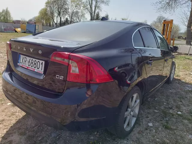 VOLVO S60 Momentum