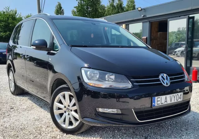 VOLKSWAGEN Sharan 